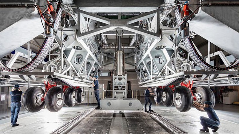 Safran Landing Systems.jpg