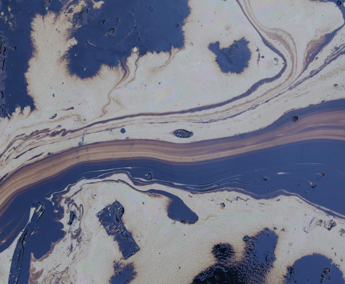 trace of hydrocarbon in water
