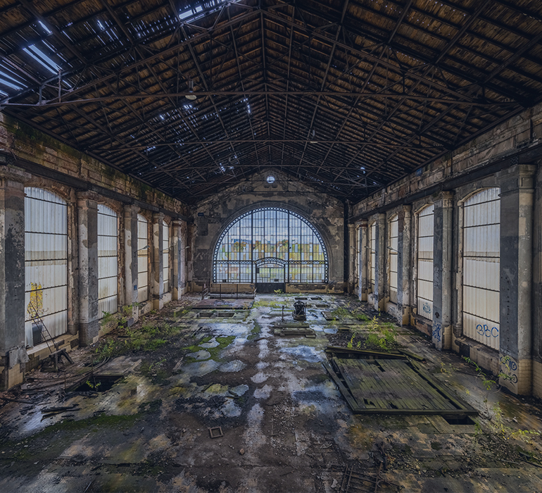 ancien hangar à réhabiliter